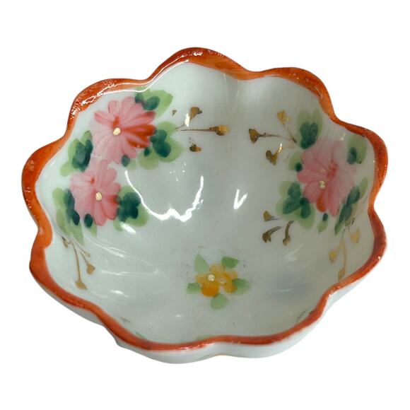 Vintage Porcelain Scalloped Edge Salt Cellar Trinket Dish Bowl White Floral Pink - Picture 3 of 7